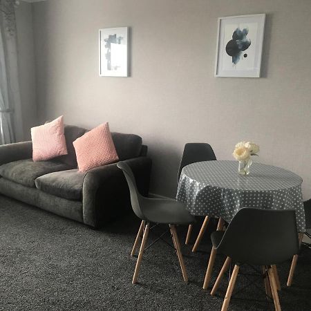 Home Comforts Near Dundee City Centre المظهر الخارجي الصورة