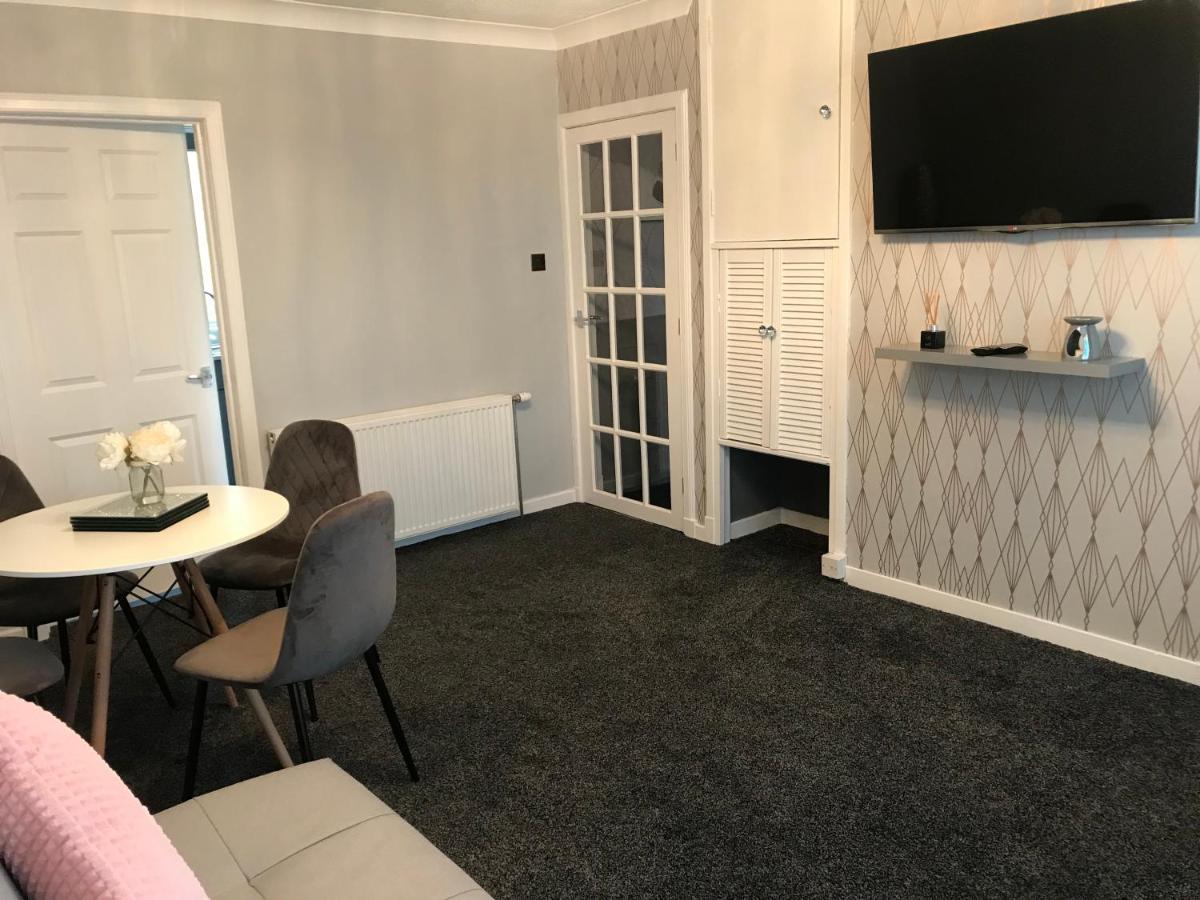 Home Comforts Near Dundee City Centre المظهر الخارجي الصورة